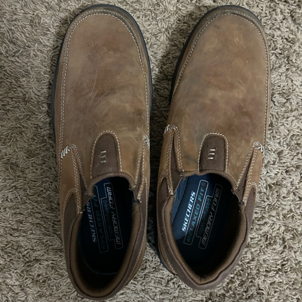 Men’s sketchers loafers 10.5